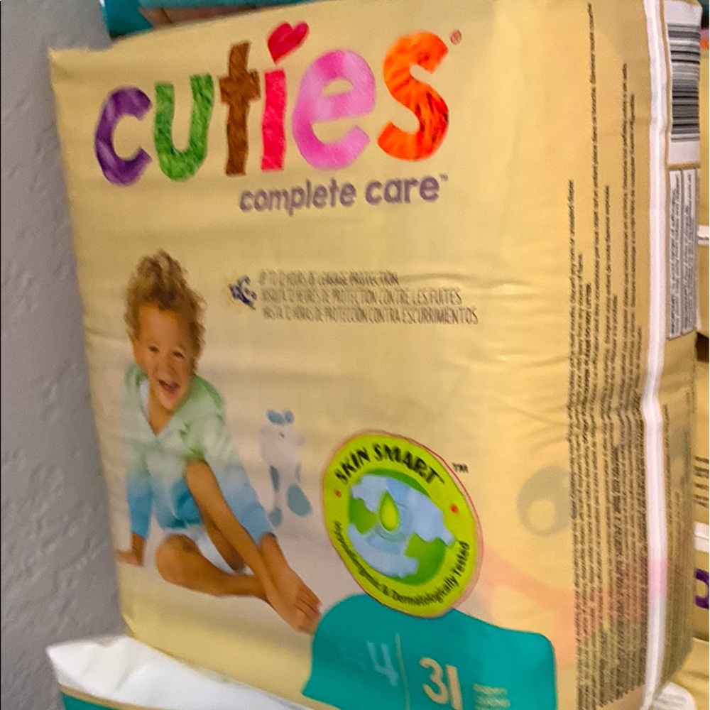 COPY - Size 4 Cuties diapers